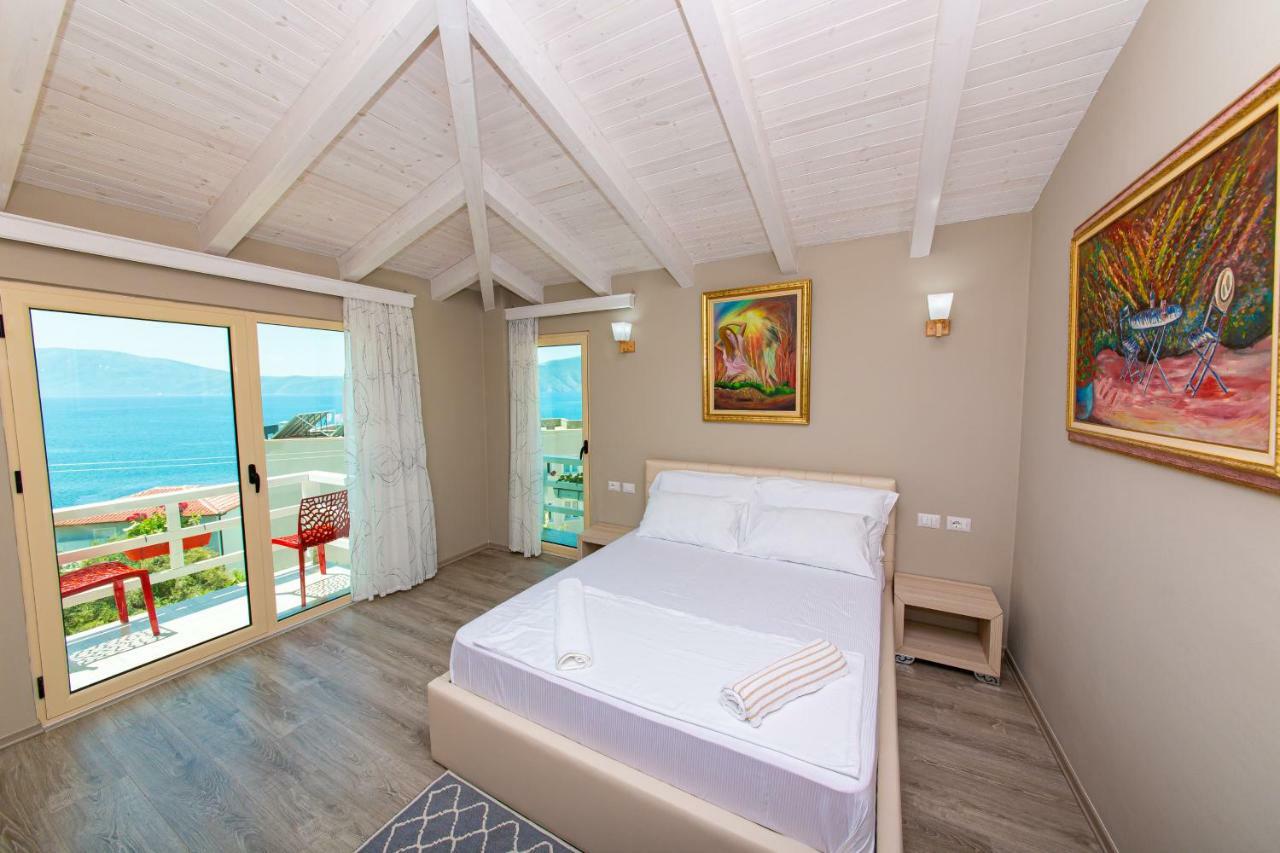 Hotel Roi Radhimë Extérieur photo