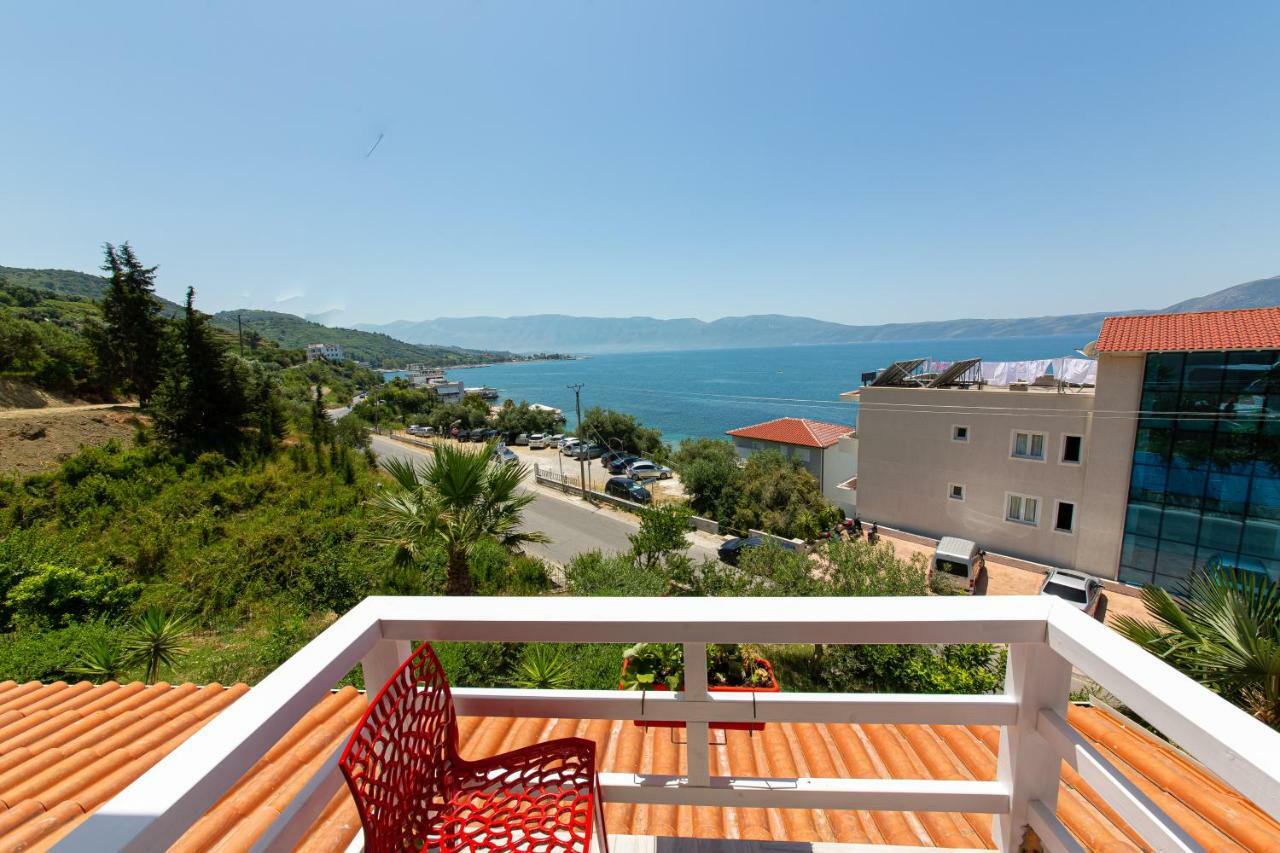 Hotel Roi Radhimë Extérieur photo